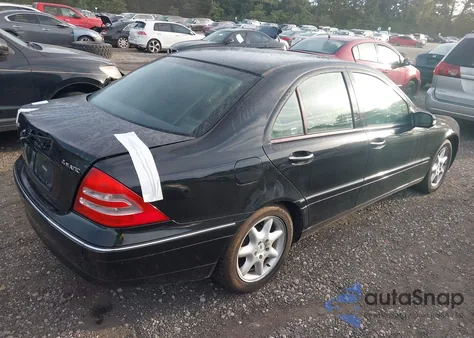 2004 Mercedes-Benz C 240 4Matic from USA, damaged, VIN WDBRF81J84F469690